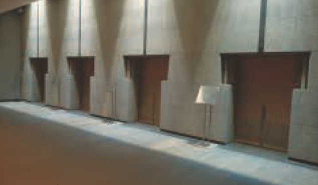 炉前ホール